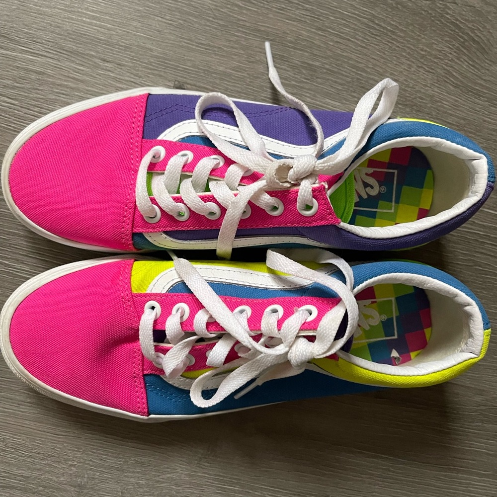 Vans sneakers size 7.5 never worn